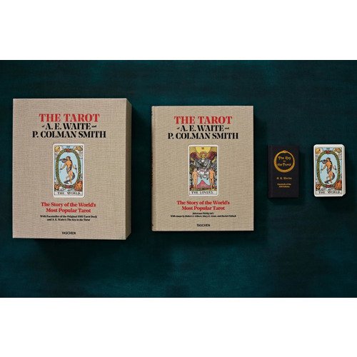 The Tarot of A. E. Waite and P. Colman Smith smith waite tarot borderless edition таро смит уэйта расширенное издание
