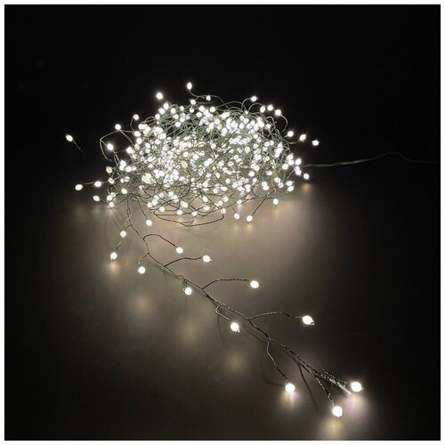 Гирлянда Lucas Papaw Капельки на зеленом проводе белый свет 600 см 1200₽