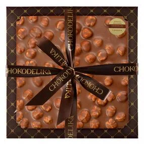 Шоколад Chokodelika молочный с фундуком, 250 гр, в коробке с ленточкой