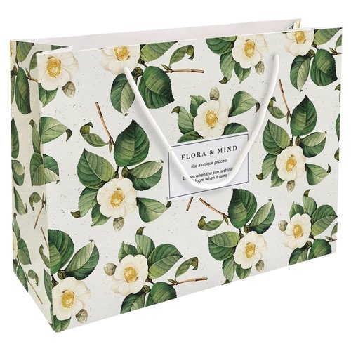 Пакет бумажный, подарочный, 36х26 см. Коллекция Flora, камелия