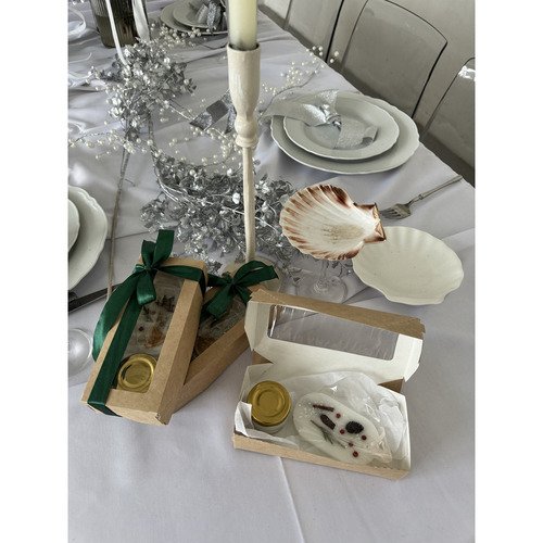 Набор свеча-мини имбирь, сливочное масло, корица и саше кипарис