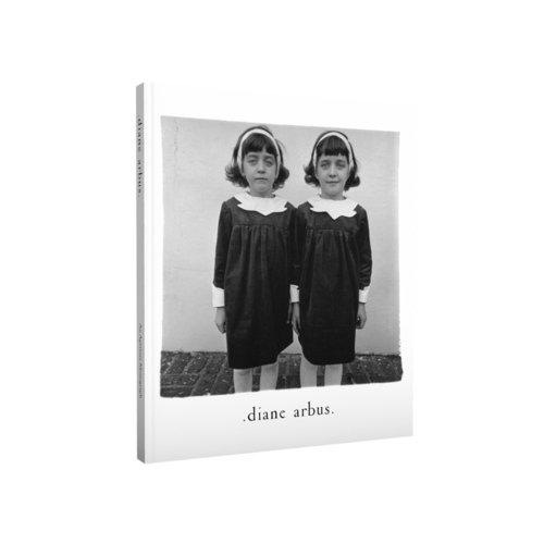 Diane Arbus Diane Arbus an aperture monograph Thames Hudson 9320₽