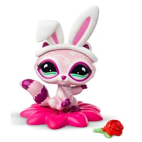 Игровой набор Littlest Pet Shop Праздники Весенний вайб, Енот